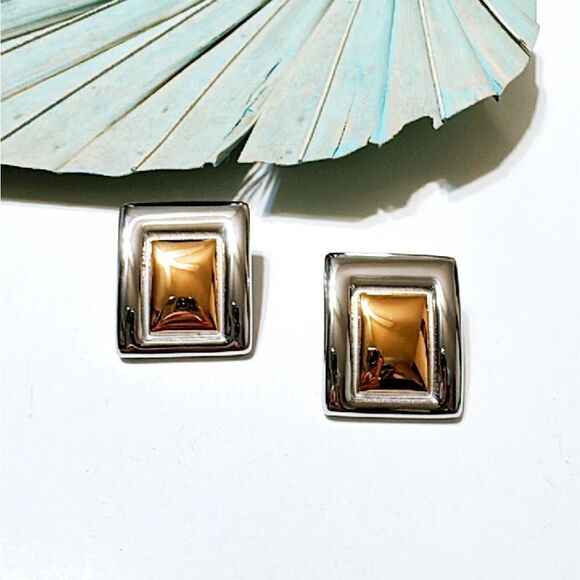 Minimalist geo stud earrings M364 - Picture 4 of 6